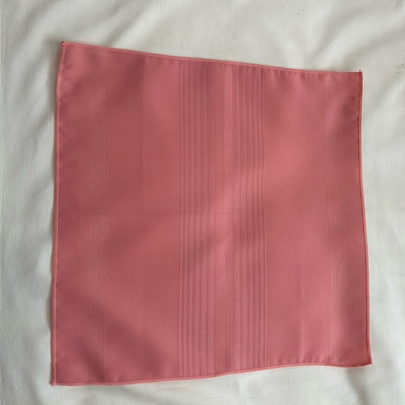 Dinner Napkins - Picture 3 of 6